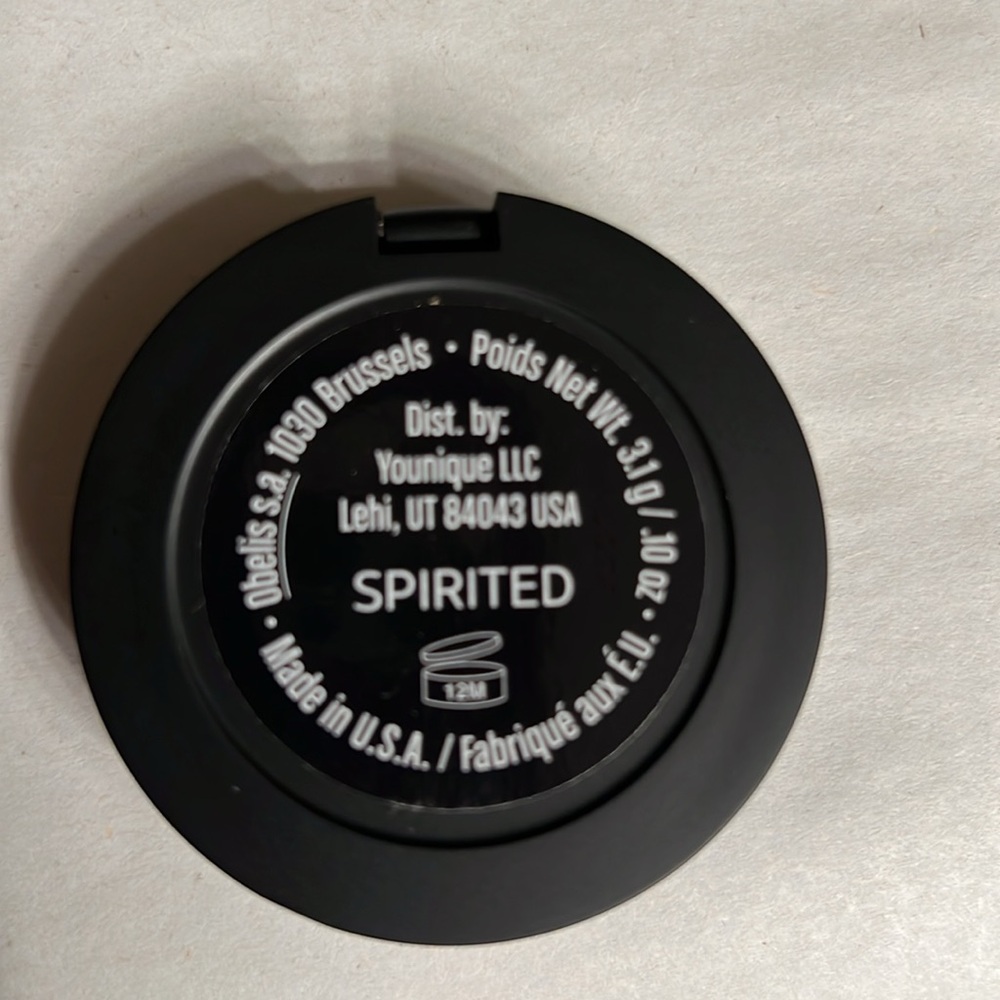 NEW. Younique Moodstruck Powder Blush Limited Edition  Spirited - Picture 3 of 5